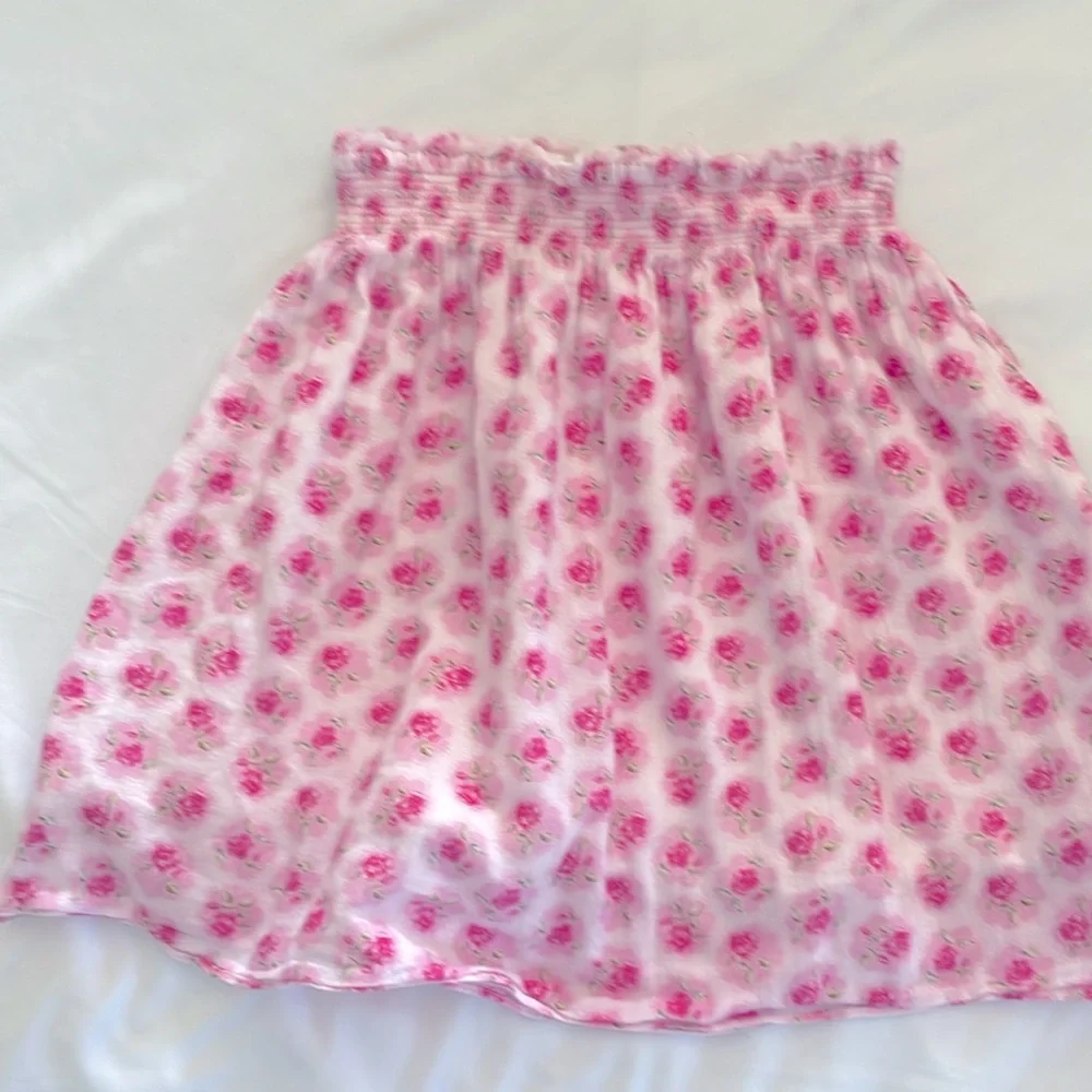 Love Shack Fancy pink flowered skirt - Picture 2 of 3